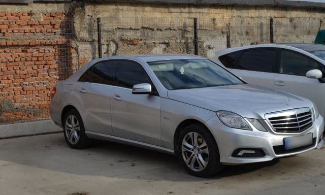 Mercedes furat din Norvegia descoperit de poliţiştii de frontieră - FOTO