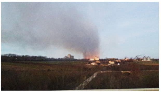 Cel puțin cinci morți, 25 de răniți și 20 de clădiri distruse după ce un tren a deraiat și apoi a explodat 