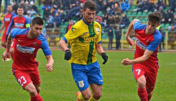 Surpriză URIAŞĂ în Cupa României. Steaua, ELIMINATĂ în optimi de CS Mioveni