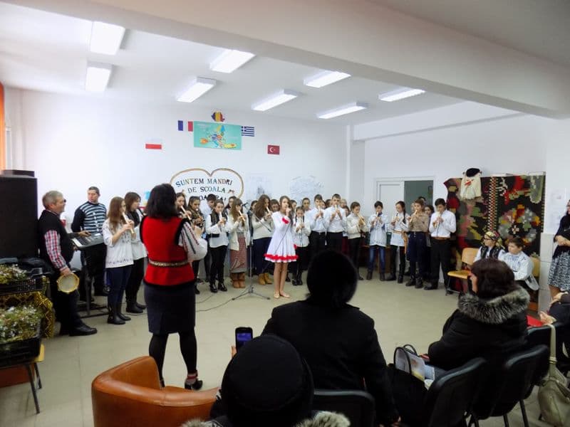 Activitate școlară susținută la Școala Profesională „Sf. Ap. Andrei” Smîrdan - FOTO