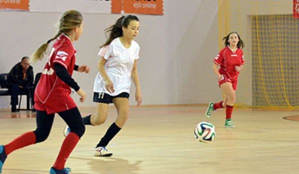 „Cupa Zăpezii” la fotbal feminin, organizată la Dorohoi