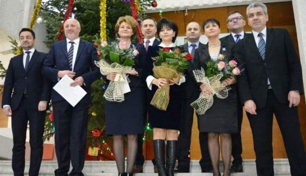 Parlamentarii de Botoșani şi-au primit certificatele de validare a mandatelor din partea BEJ - FOTO