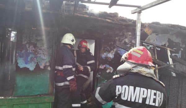 Tragedie în a doua zi de Crăciun! Bărbat ars de viu într-un incendiu violent