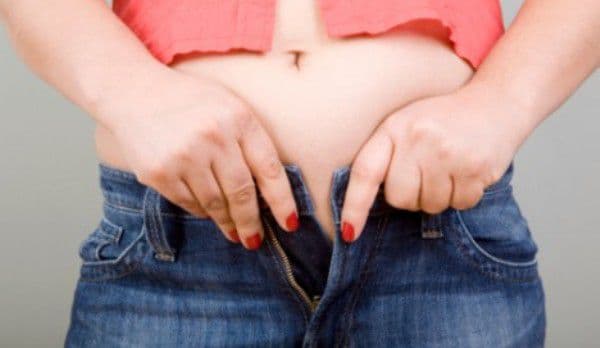 De ce apare, de fapt, balonarea? Iată care este cel mai bun remediu 100% natural