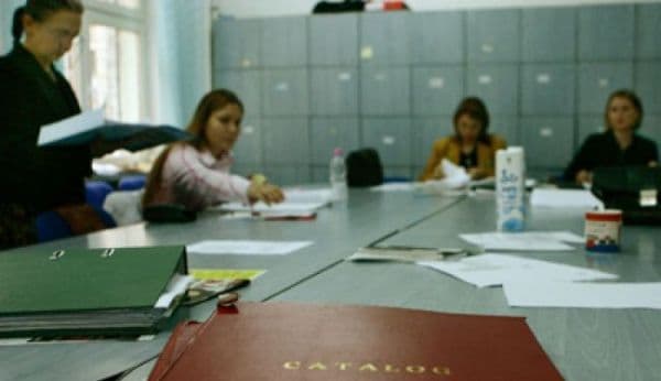 NOU pentru profesori: A apărut noua metodologie pentru acordarea gradației de merit