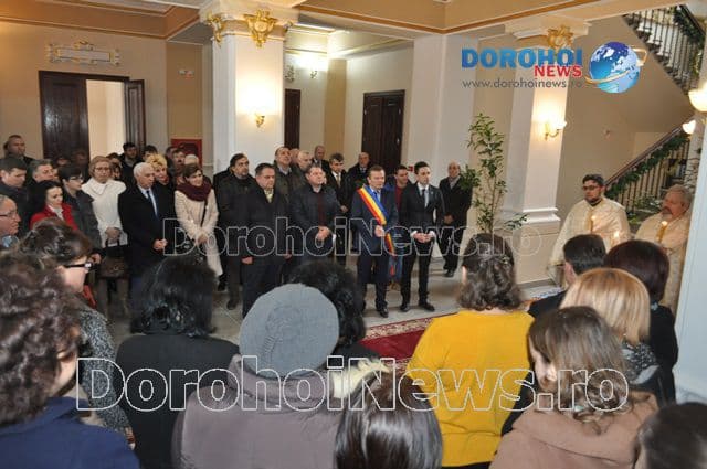Primăria municipiului Dorohoi a revenit oficial în vechiul sediu reabilitat – VIDEO/FOTO