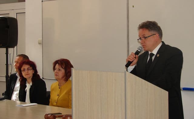 Conferinta Botosani Model United Nations (2)