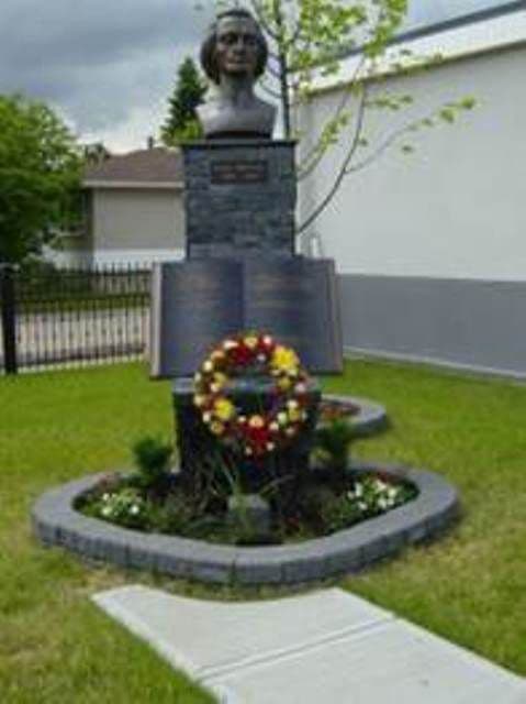 Eminescu 4