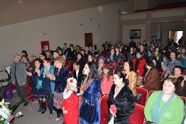 Flori pentru mama 2016_partea II_Mihaela  Hunca_10