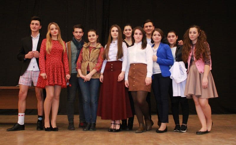 Dorohoi, trupa Bijuteriile, trupa in limba franceza