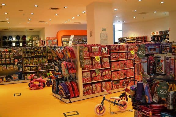 Noriel la Uvertura Mall (4)