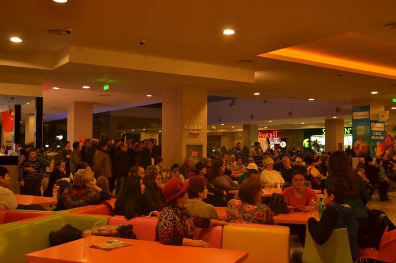 uvertura mall 1 decembrie 008