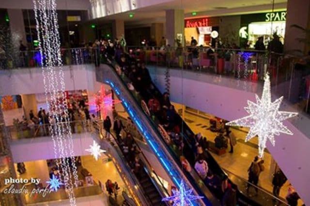 uvertura mall 1 decembrie 009