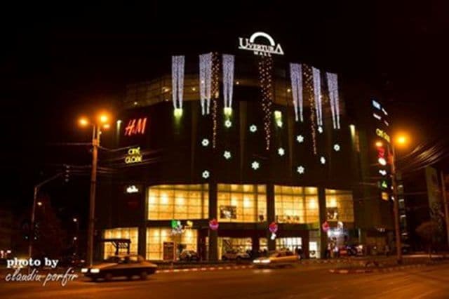 uvertura mall 1 decembrie 010