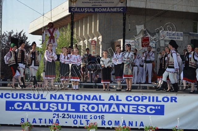 Mugurelul-Margineanca la Calusul Romanesc Slatina_05