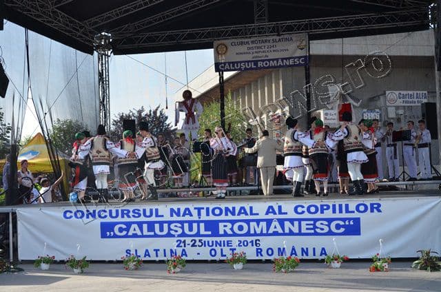 Mugurelul-Margineanca la Calusul Romanesc Slatina_07