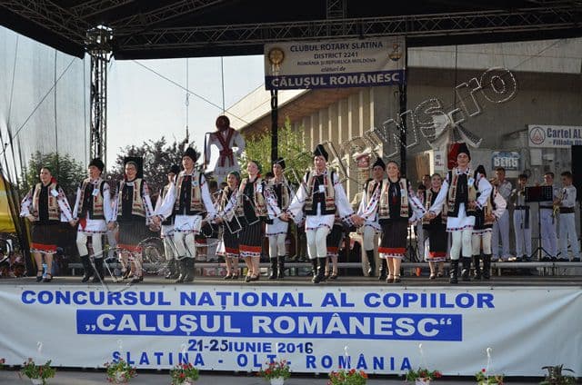 Mugurelul-Margineanca la Calusul Romanesc Slatina_09