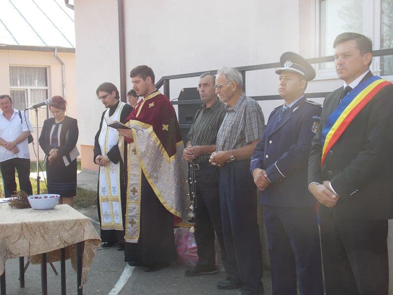 Ibanesti deschidere an scolar 10