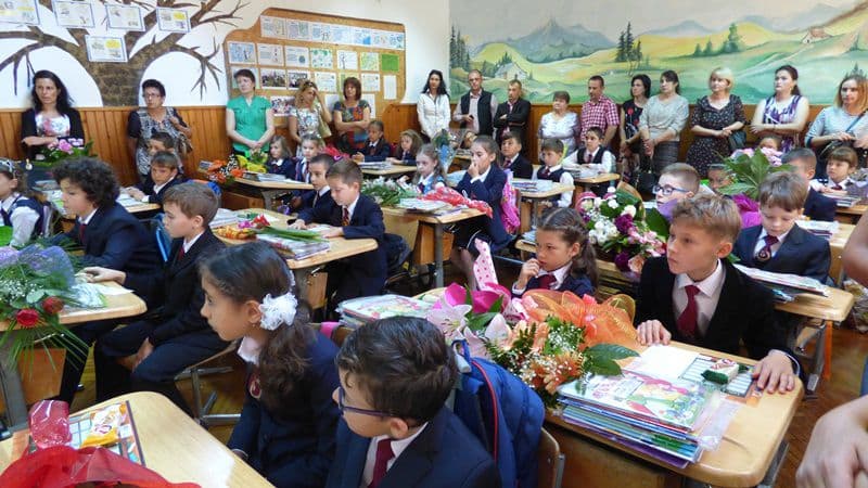 Dorohoi deschidere an scolar Spiru Haret  09
