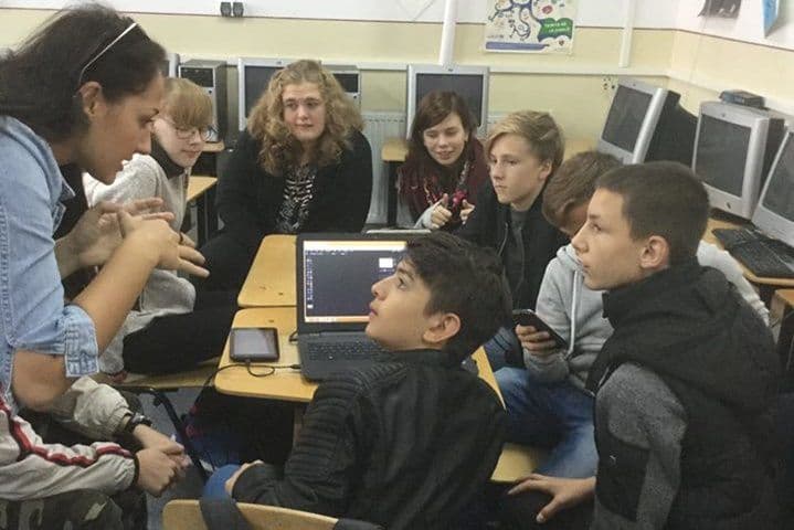 elevi Scoala Gimnaziala Stefan cel Mare Dorohoi 011