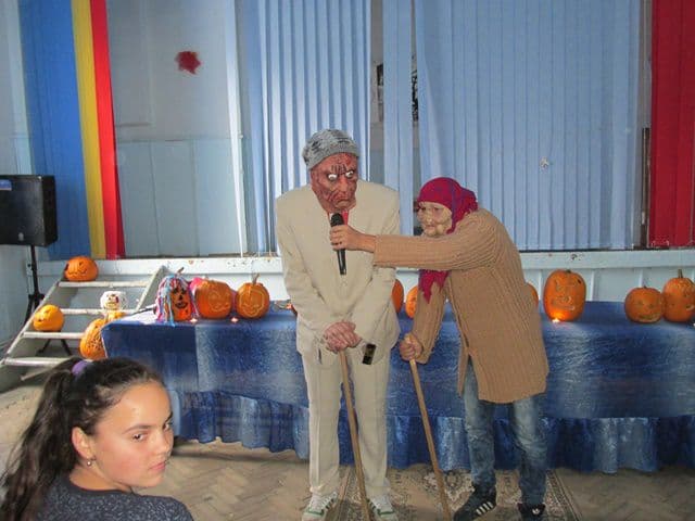 Halloween liceul Basota Pomirla 003