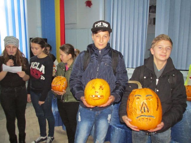 Halloween liceul Basota Pomirla 016