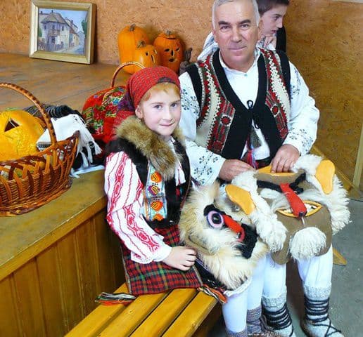 Festivalul mastilor populare Dumeni 007