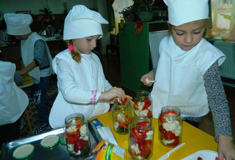 Activitate de voluntariat gradinita 004