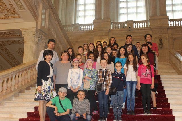 elevi din Hiliseu Horia în vizită la Senat 12