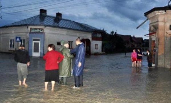 inundatii-dorohoi-2010