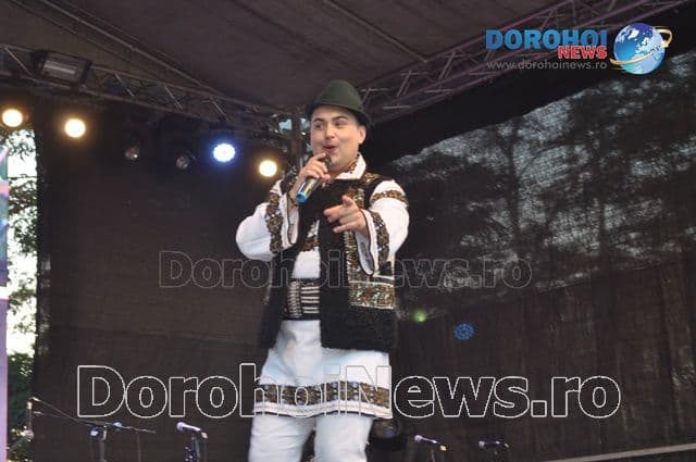 Momente de folclor_08