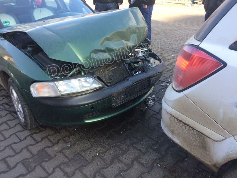 Dorohoi accident bulevard 002