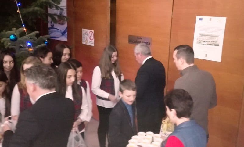 colindatori la Consiliul Judetean (5)