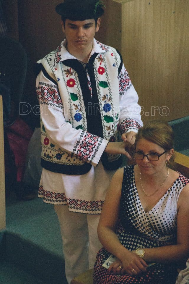 Ihtis sarbatoarea iei 13