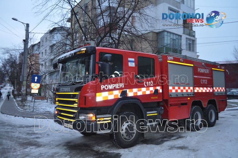 Pompierii puși în alertă de sesizarea unui bărbat de pe Aleea Criva din Dorohoi - FOTO