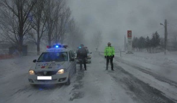 Patru drumuri judeţene au fost deschise circulaţiei rutiere. Vezi situația drumurilor din județ la ora 13:00