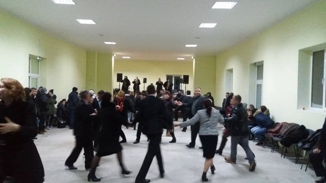 Tradiție păstrată de-a lungul anilor - „Balul Gospodarilor” la Broscăuți – FOTO