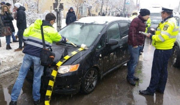 Inconștiența la volan! Fără permis de conducere s-a urcat băut la volan și a lovit un pieton cu mașina după care plecat liniștit acasă
