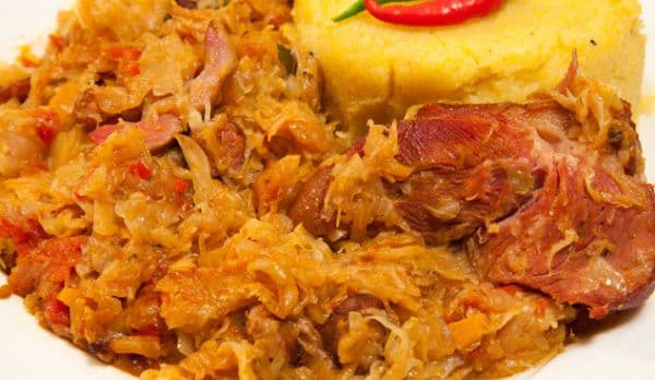 Varză cu carne de porc la cuptor
