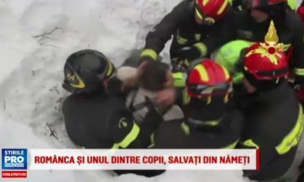 Românca dată disparută după avalanșa din Italia și fiul ei, găsiți în viață. Vezi VIDEO cu operațiunea de salvare!