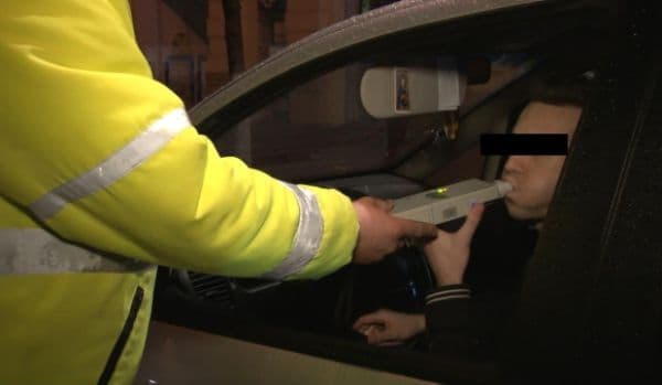 Prins băut la volan la ceas de noapte pe strada Grigore Ghica din Dorohoi