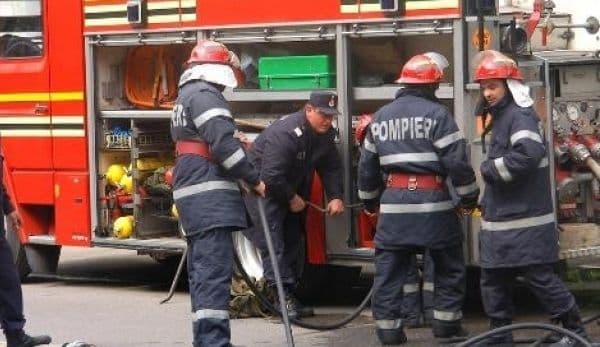 ISU Botoșani recrutează voluntari care să li se alăture pompierilor în misiuni!