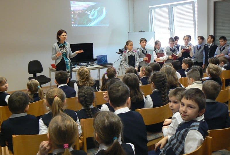 Călătorind pe aripi de teatru, cu Nenea Iancu de mână - FOTO