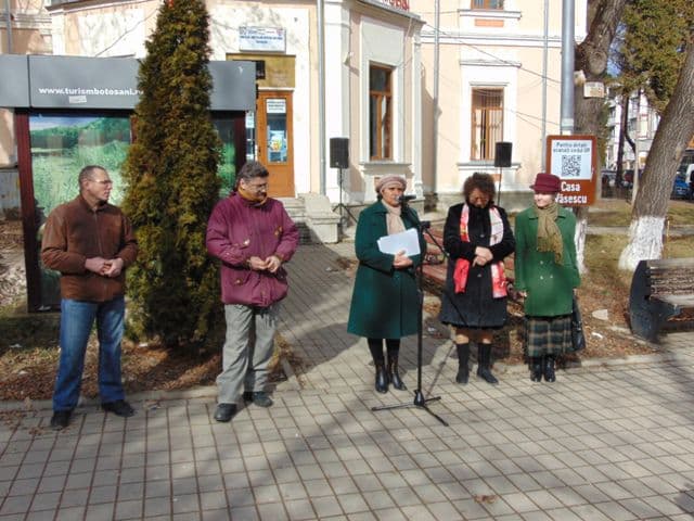 Pietonalul Unirii din Botoșani, locul unde a ajuns deja primăvara! Mergi și tu la Târgul Mărtişorului!