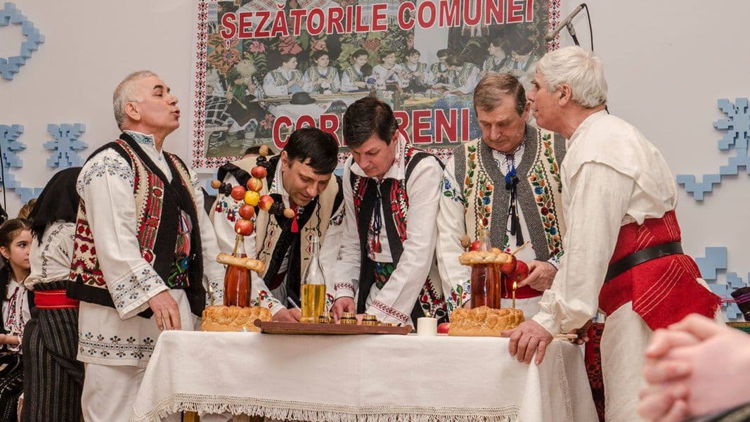 „Șezătorile iernii” la Cordăreni – ţinut al culturii tradiţionale - FOTO