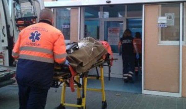 A plecat la serviciu, dar a ajuns la spital. ITM Botoșani anchetează un accident de muncă petrecut la o societate de prelucrare a lemnului