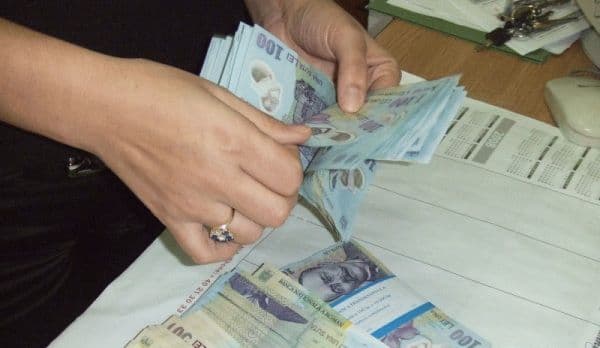Peste 150 de persoane din județul Botoșani au primit suma de 500 lei. Vezi motivul!