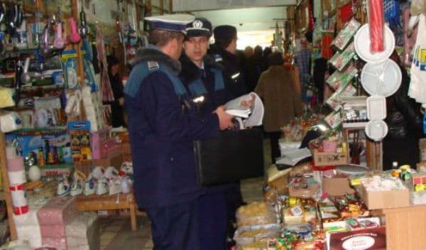 Razie de proporții la Dorohoi! Polițiștii au luat la puricat Piața Centrală şi Piaţa Plevna!