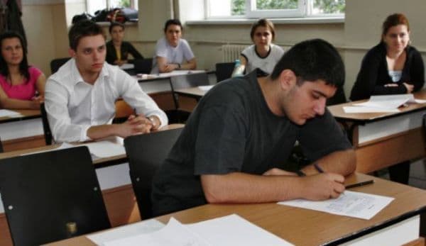 Colegiul Național „Grigore Ghica” Dorohoi printre cele cinci licee fruntașe la simularea de la Bacalaureat