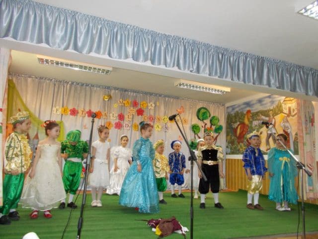 Grădinița „Ștefan cel Mare și Sfânt” Dorohoi vă invită la teatru